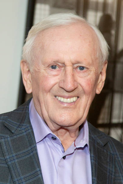 Len Cariou