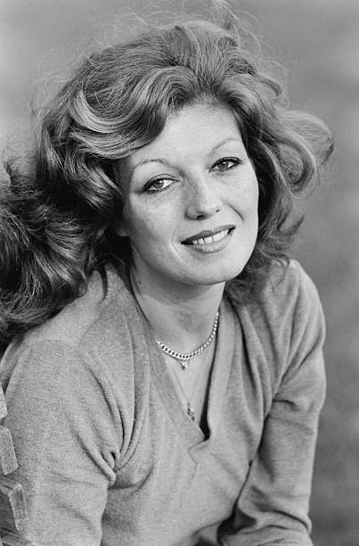 Rula Lenska