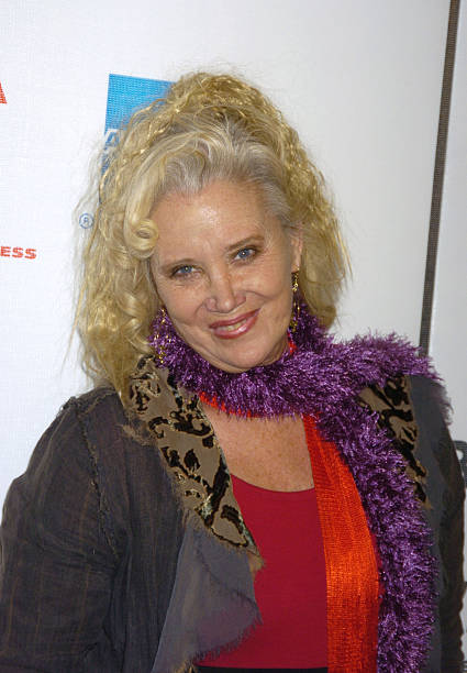 Sally Kirkland