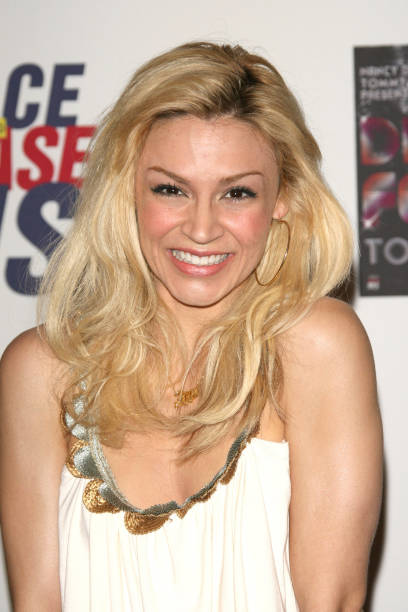 Samaire Armstrong