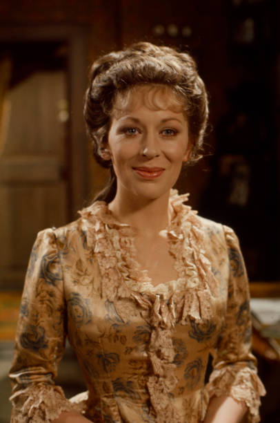 Lynn Farleigh born on May 3
