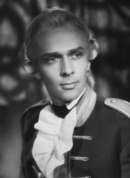 Frank Latimore born on September 28