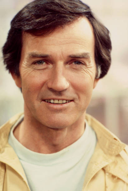 Robert Hogan born on September 28